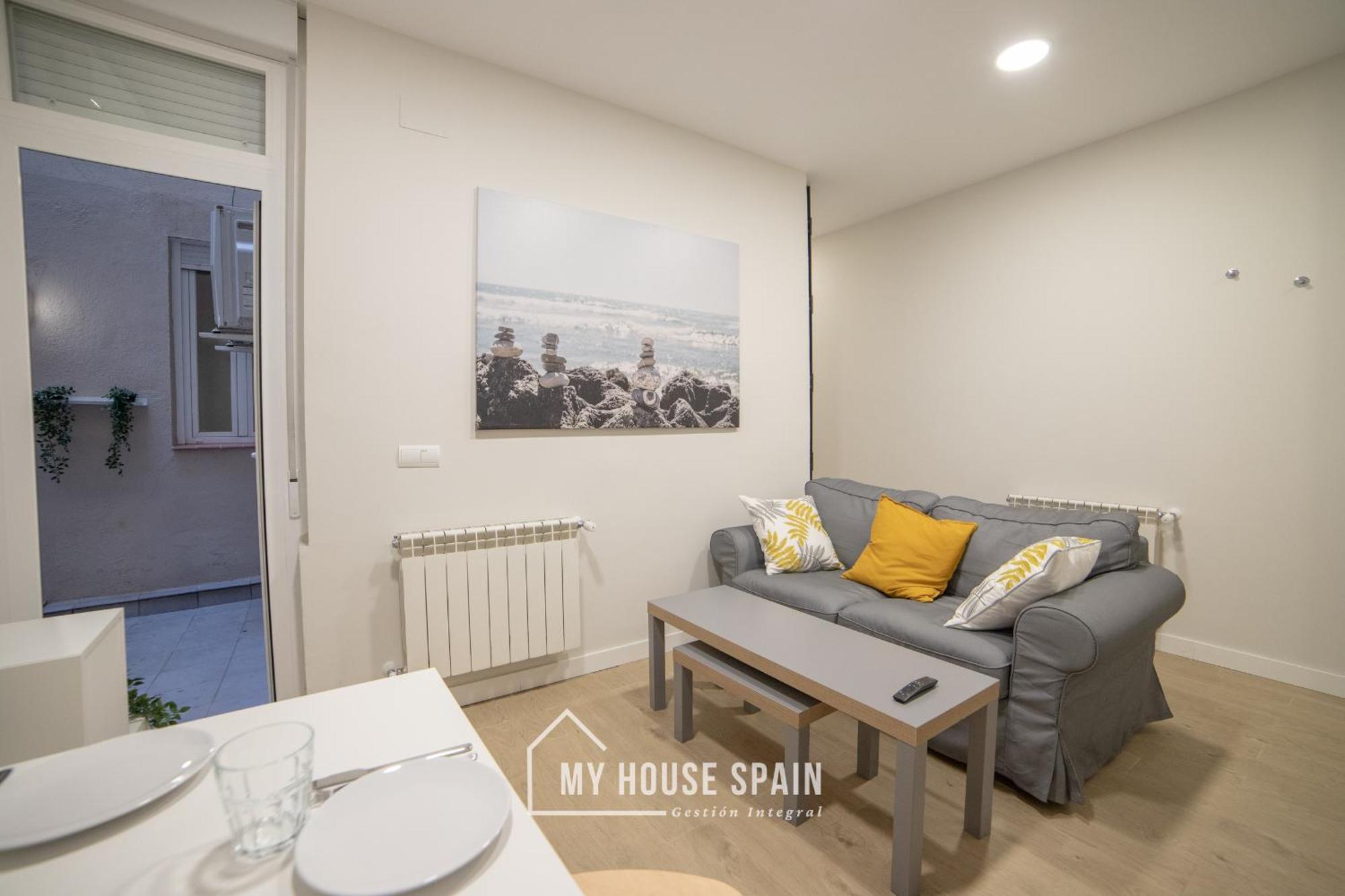 Myhousespain - Acogedor Piso Con Patio En Chamberi Madrid Bagian luar foto