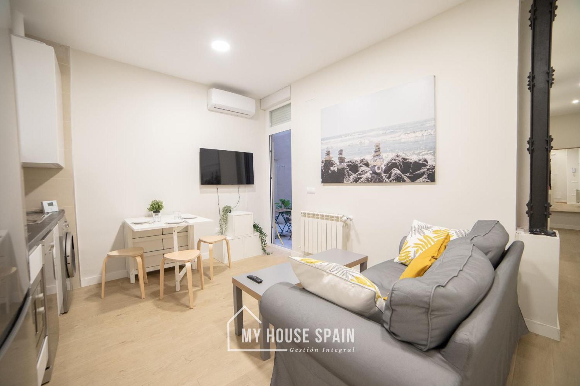Myhousespain - Acogedor Piso Con Patio En Chamberi Madrid Bagian luar foto