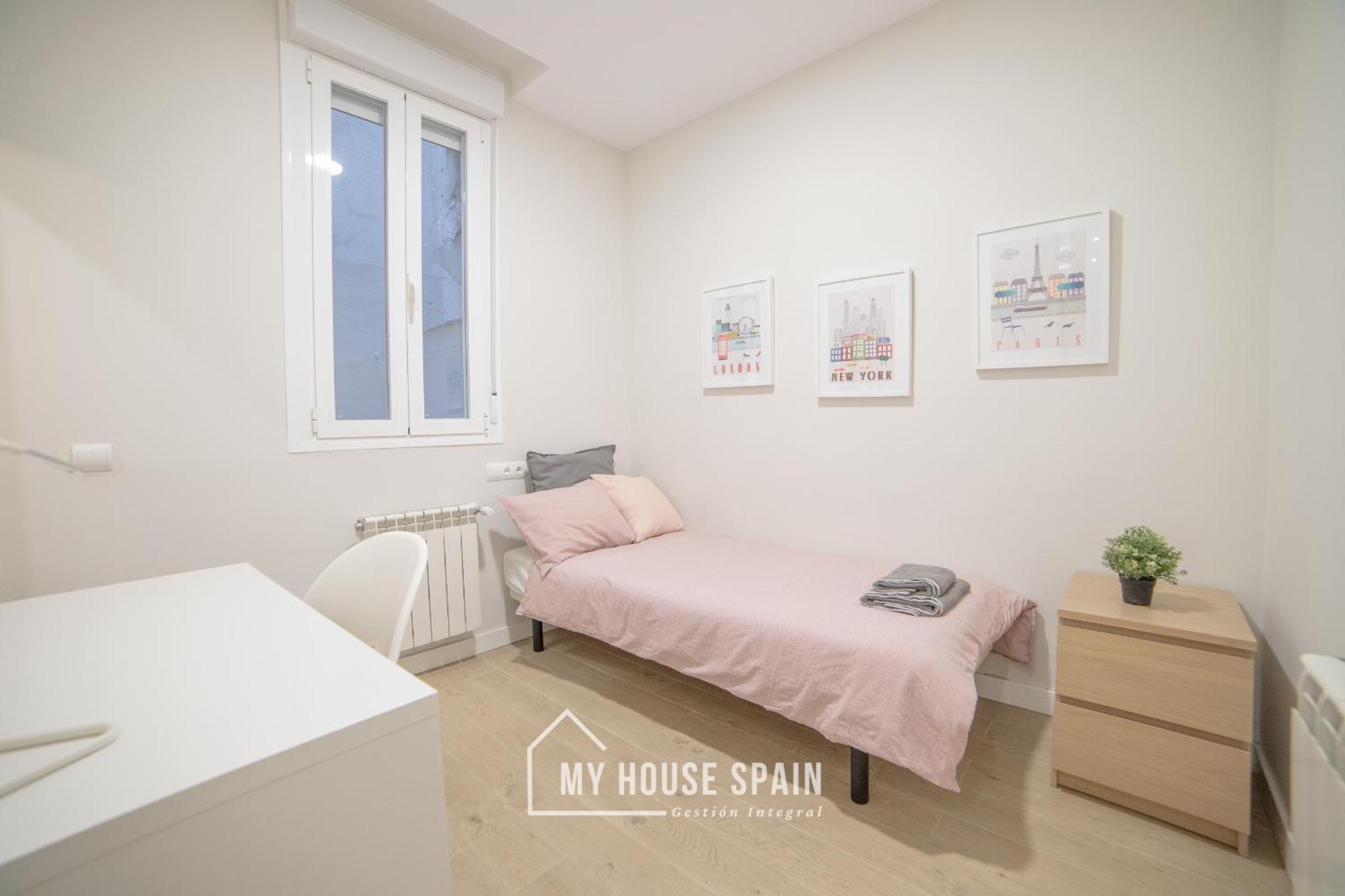 Myhousespain - Acogedor Piso Con Patio En Chamberi Madrid Bagian luar foto